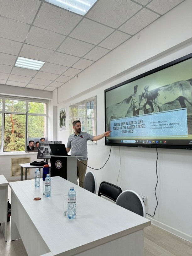 Parallel Histories? U.S. and Russian Expansion in the Nineteenth Century