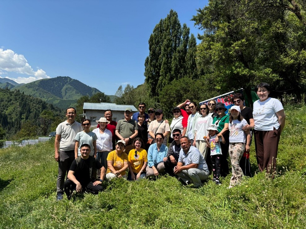 The Faculty of Biology and Biotechnology Held a Team-Building Event in Nature