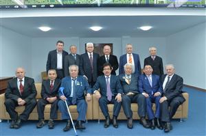 Старые традиции - новые стратегии