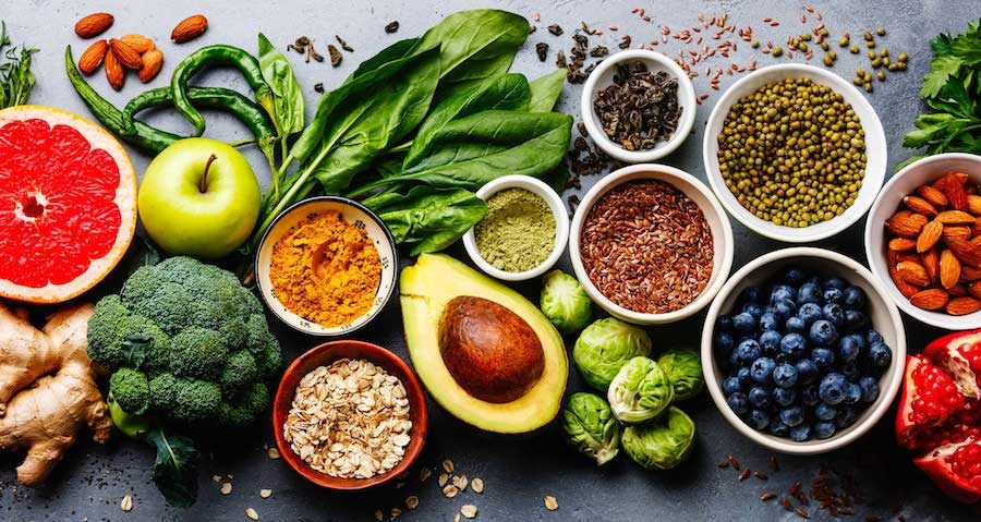 Veganism and vegetarianism: benefits and harms according to a Gastroenterologist