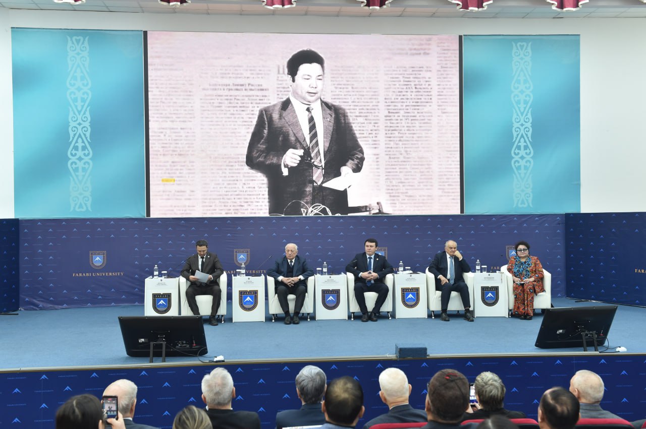 Широко отмечено 95-летие академика Умирбека Джолдасбекова