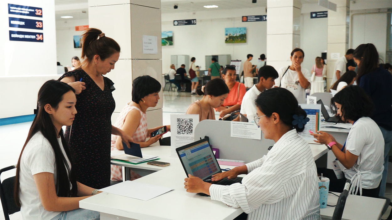 KazNU Admissions Campaign Continues