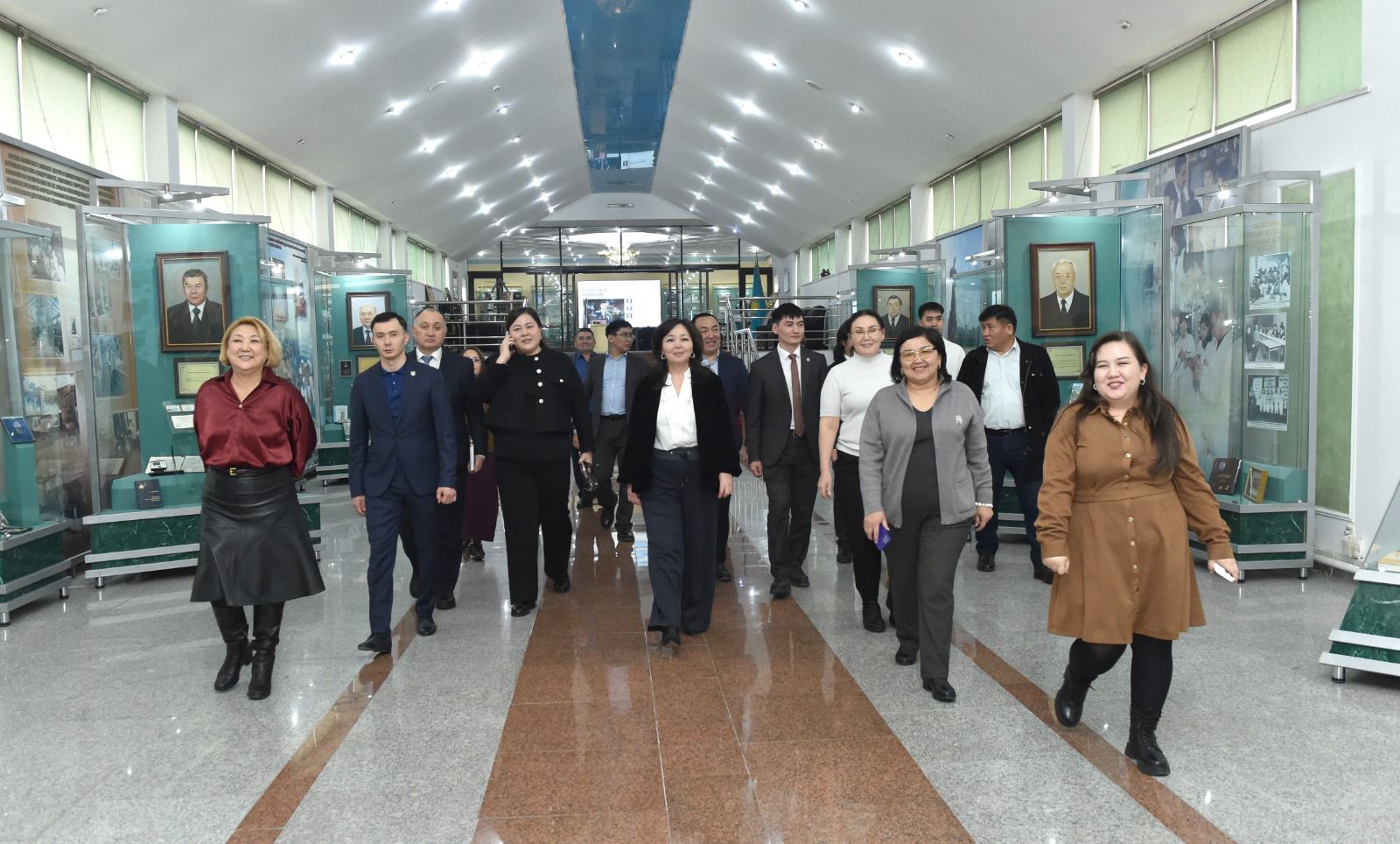 Visit of the Deputy Deans for Social and Educational Affairs to the KazNU History Museum