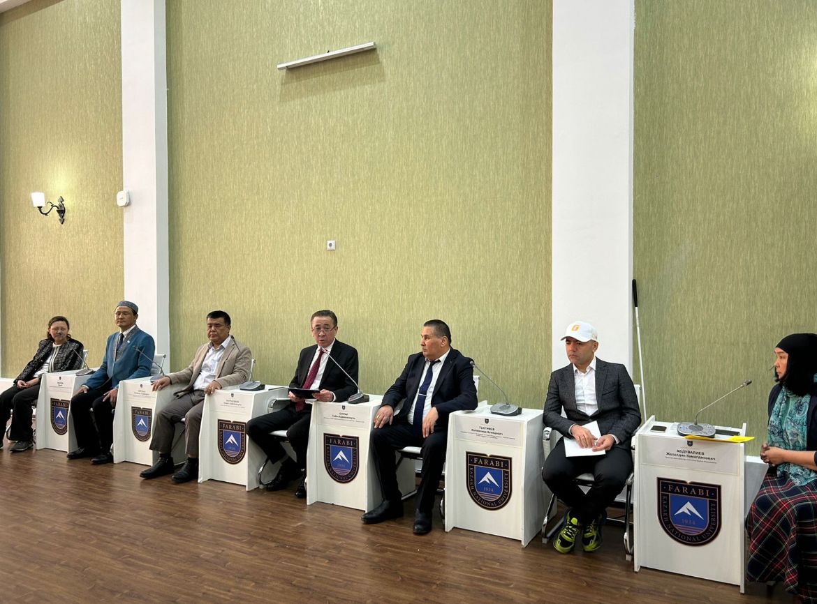 The «Inclusive Environment» Scientific and Practical Center and the «Kazakh Society of the Blind» public association organized an informational seminar.