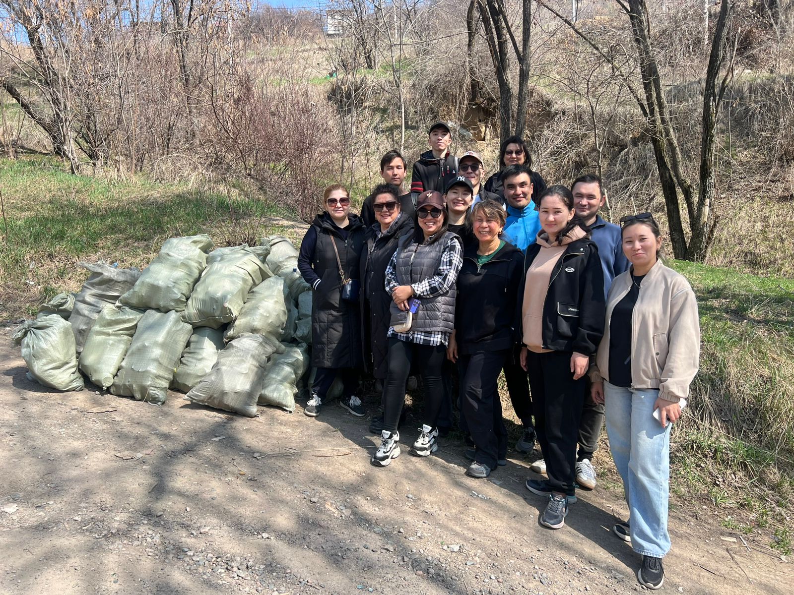 Clean Yard — Green City: Contribution of Al-Farabi Kazakh National University Students to a Sustainable Future