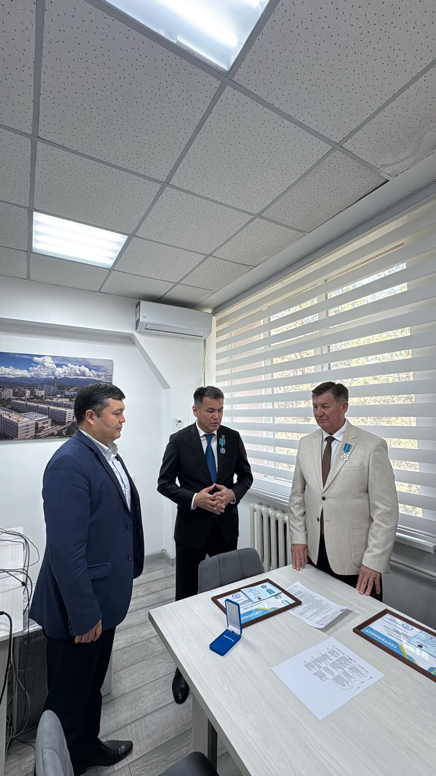 Graduate of KazNU - Banking Ombudsman of the Republic of Kazakhstan with grateful visit