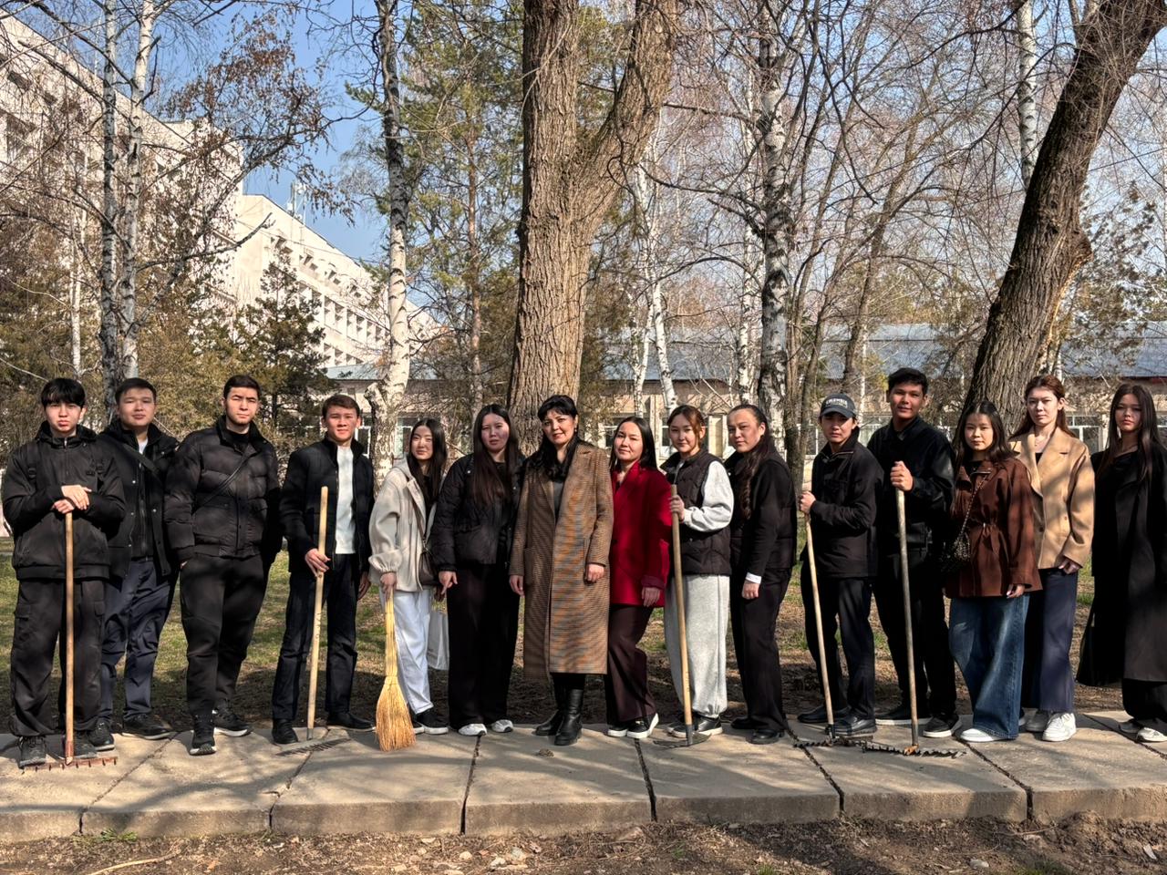 Чистый Казахстан: Мероприятие «Мөлдір Бұлақ» прошло на факультете географии и природопользования.
