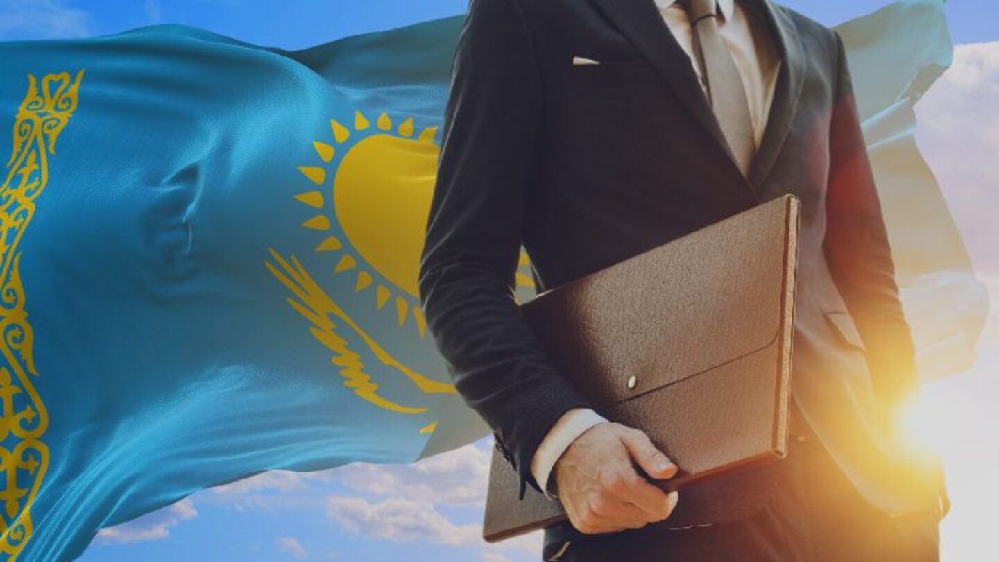 Хотите устроиться на государственную службу? Более 90 вакантных мест ждут вас!
