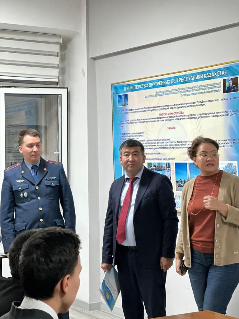 Meeting of students with the Deputy Head of the Zhambyl region Police Department Rakhmetullaev Nurzhan Ermakhanovich