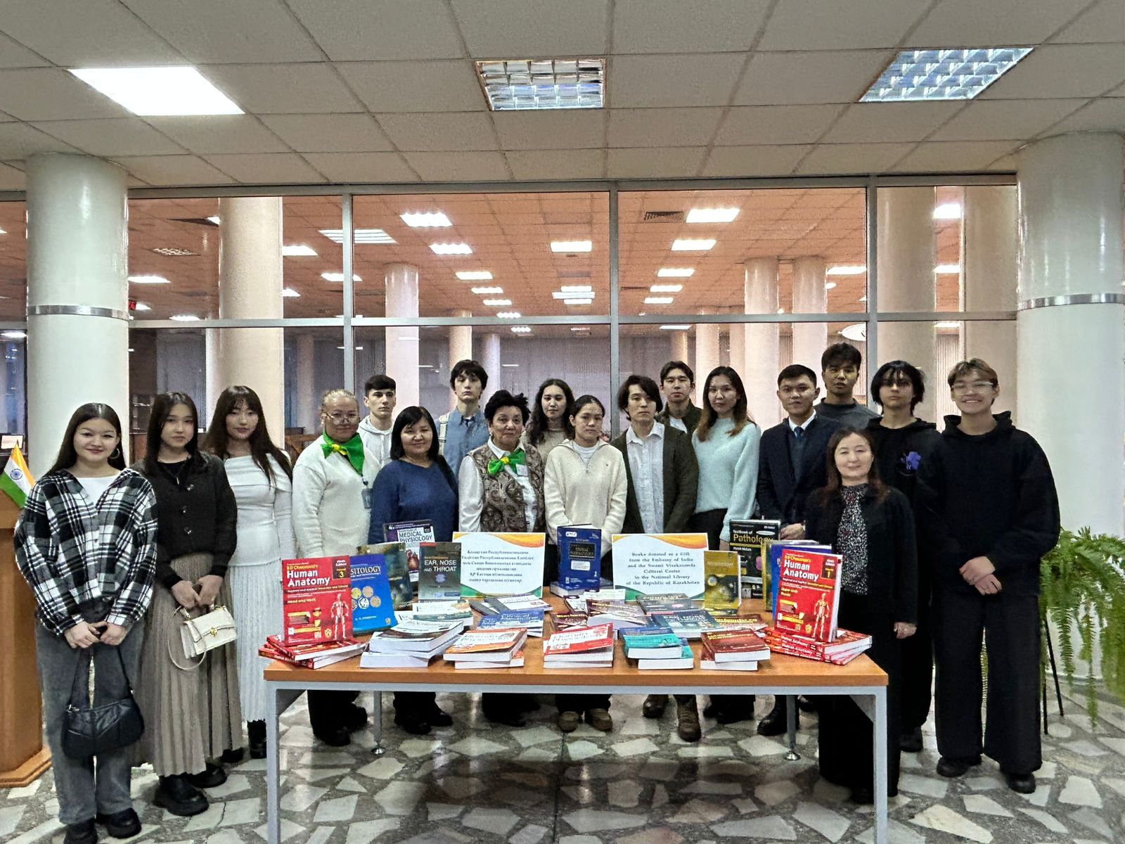 В рамках ЦУР «Партнерство в интересах устойчивого развития» индологи КазНУ им. аль- Фараби приняли участие в открытии выставки и передаче книг в Национальную библиотеку РК