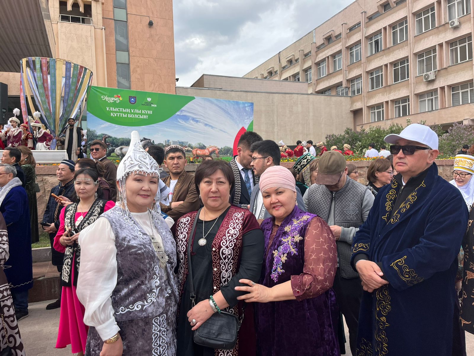 В КазНУ широко отметили праздник Наурыз
