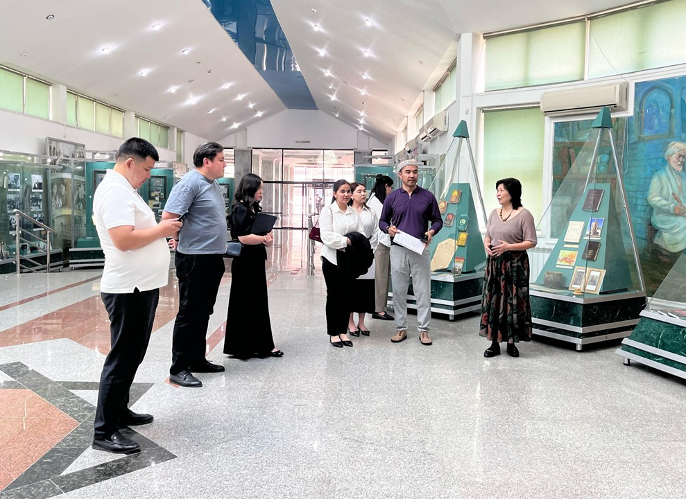 Students of Karaganda University named after Academician E.A. Buketov and M.O. Auezov South Kazakhstan University visited the University museum