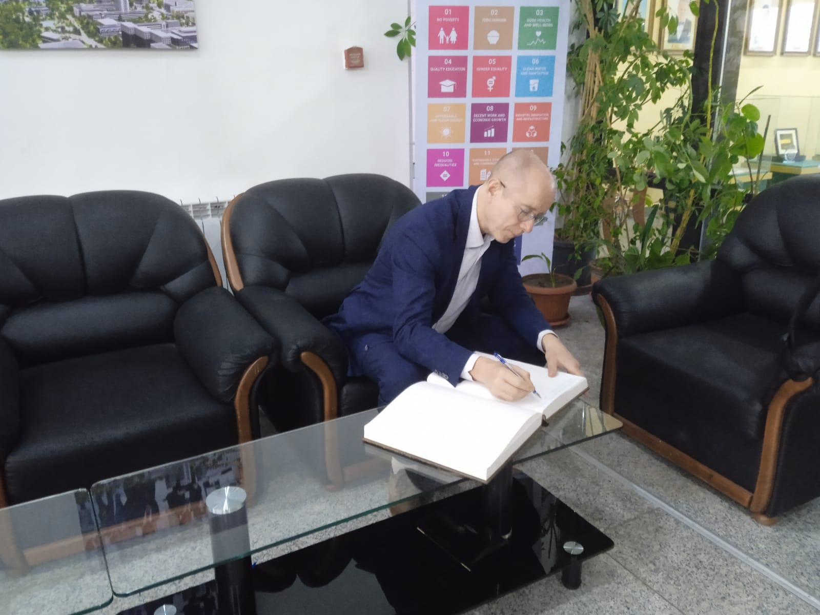 The meeting of the directors of the university departments with the delegation of the European Socio-Economic Committee (EESC), who arrived on a working visit, took place at the Al-Farabi Kazakh National University