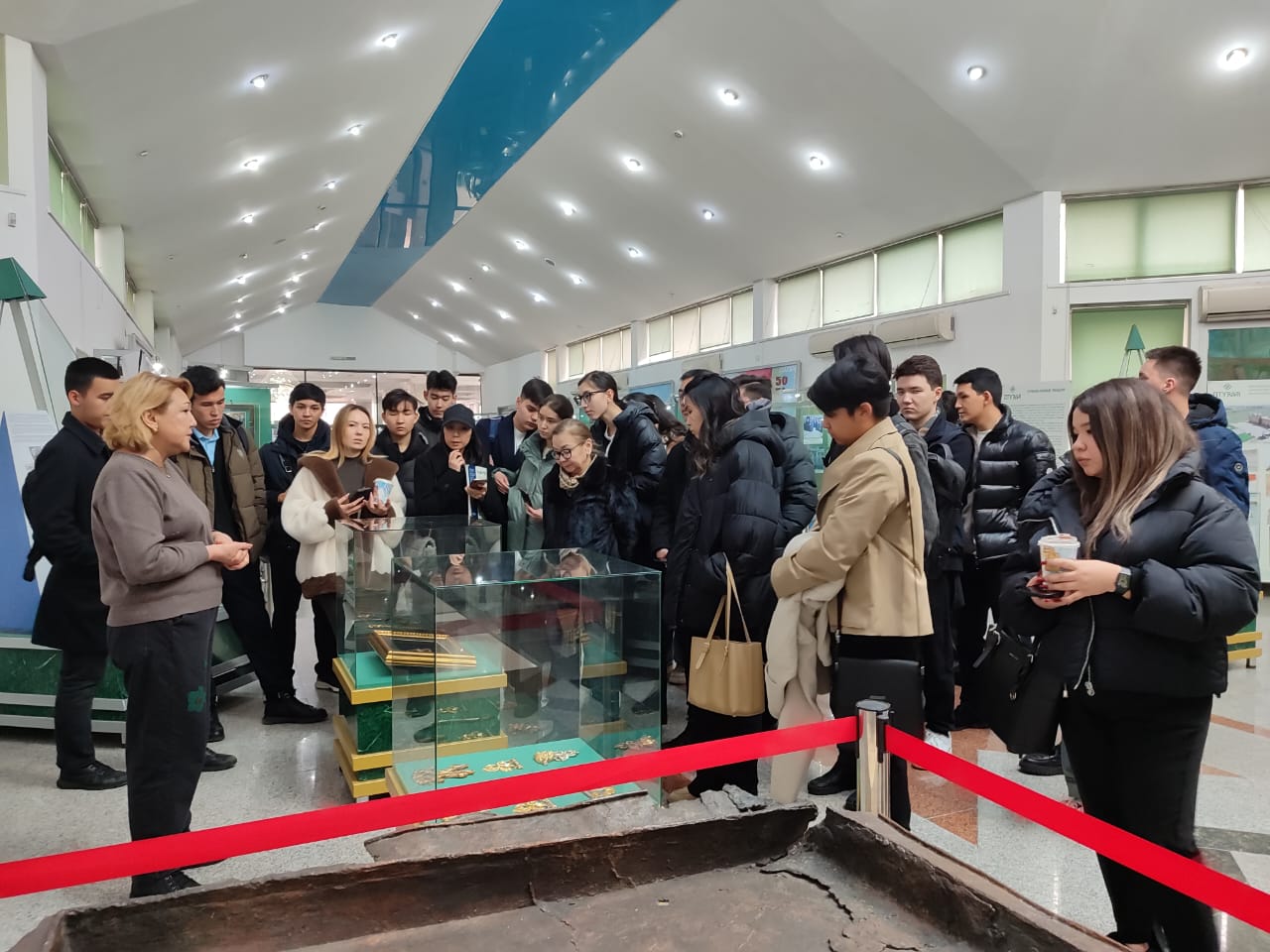 Оn the occasion of the 90th anniversary of the university, two exhibitions opened at once in the KazNU Museum: "The Great Silk Road and the urban Culture of Otrar" of the Otrar State Archaeological Museum-Reserve and the exhibition "Into the Depths of Centuries" of the State Historical and Cultural Museum-Reserve "Esik"