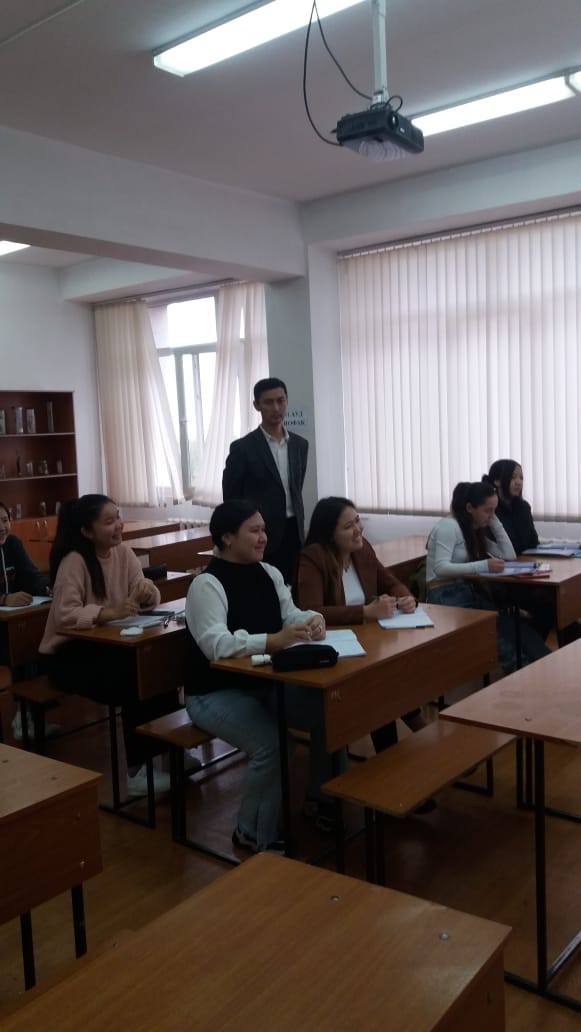 Бесплатный урок по английскому языку для студентов из малоимущих семей в рамках ЦУР
