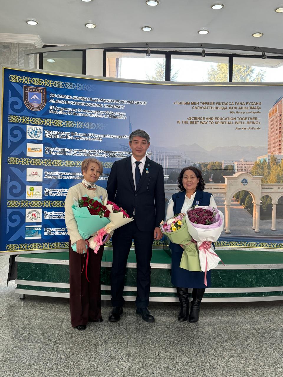The leading persons of our faculty were awarded