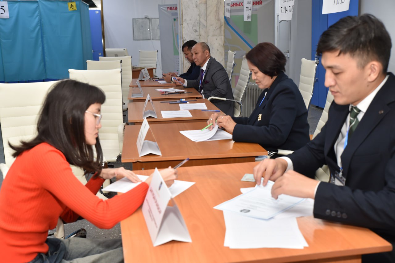 В КазНУ завершено голосование на референдум
