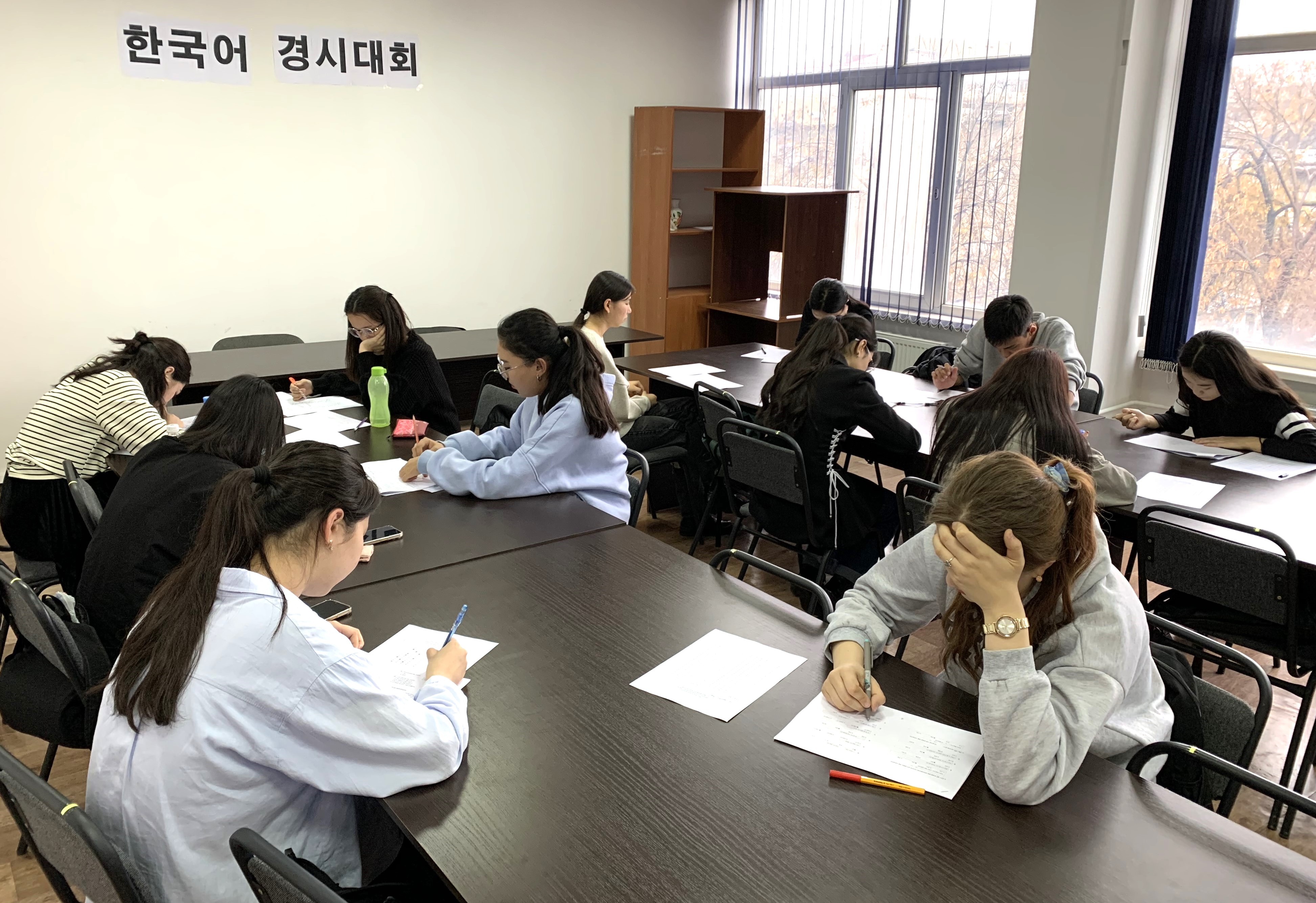 Winners of the Korean language competition