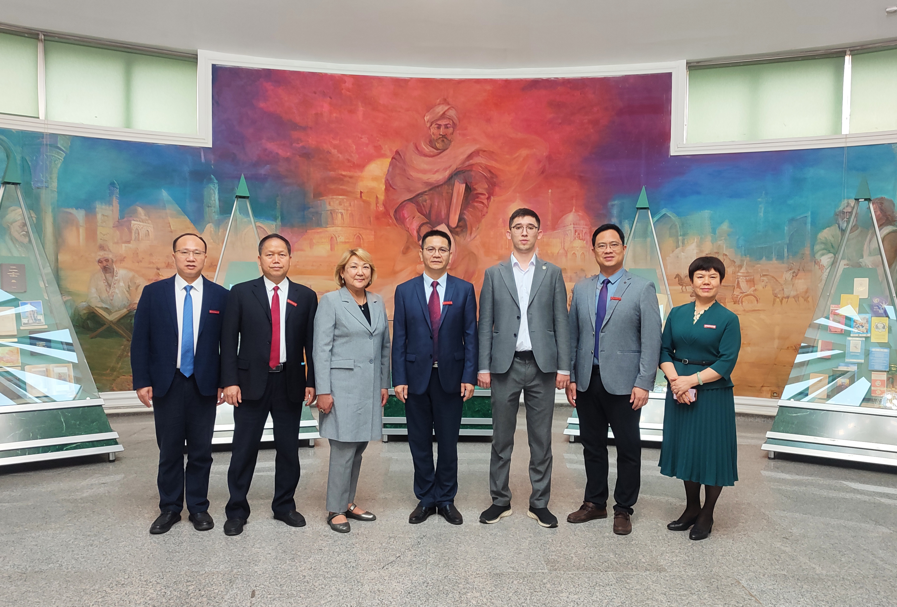 The museum was visited by a delegation from Nanjing Pedagogical University of China