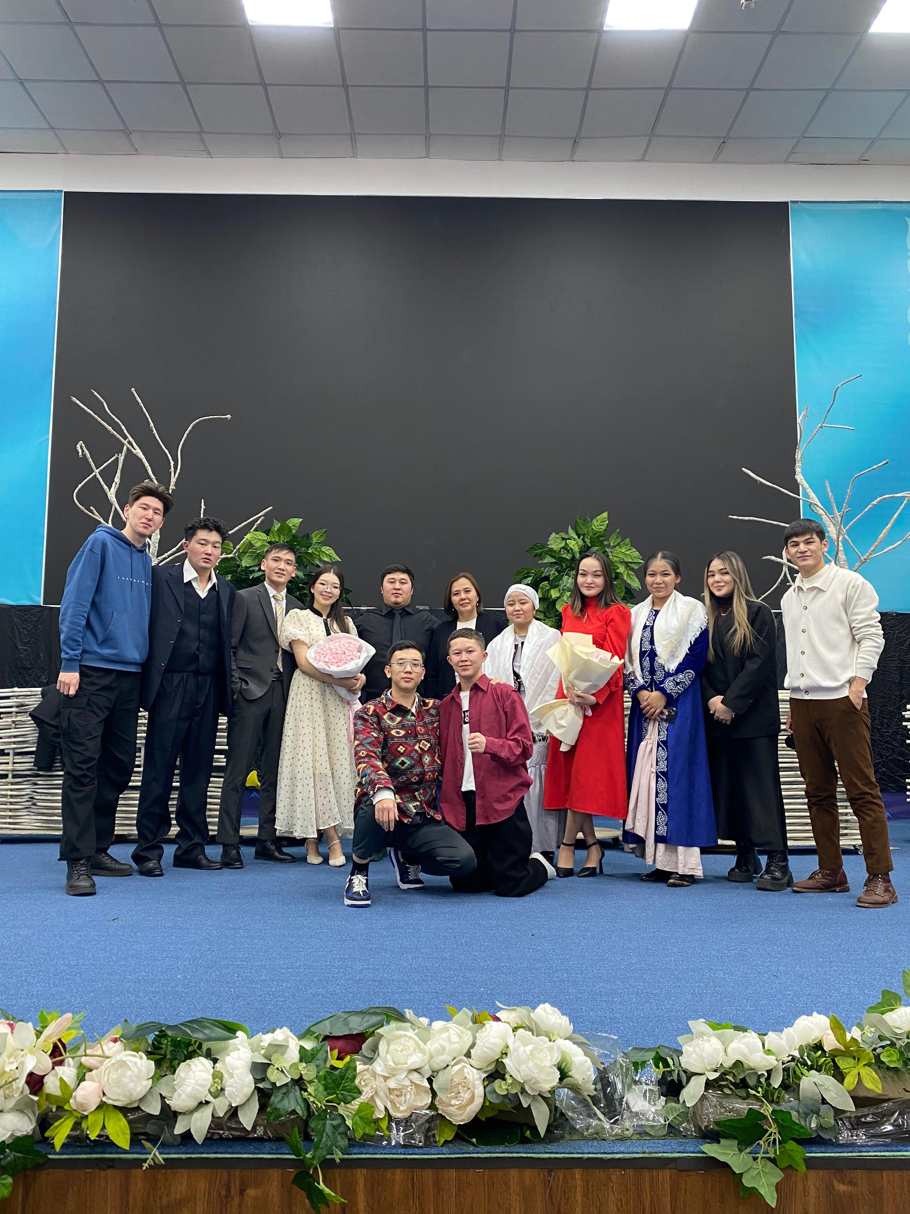 Student theater "Biz" presented the drama "Apple Tree of one root"