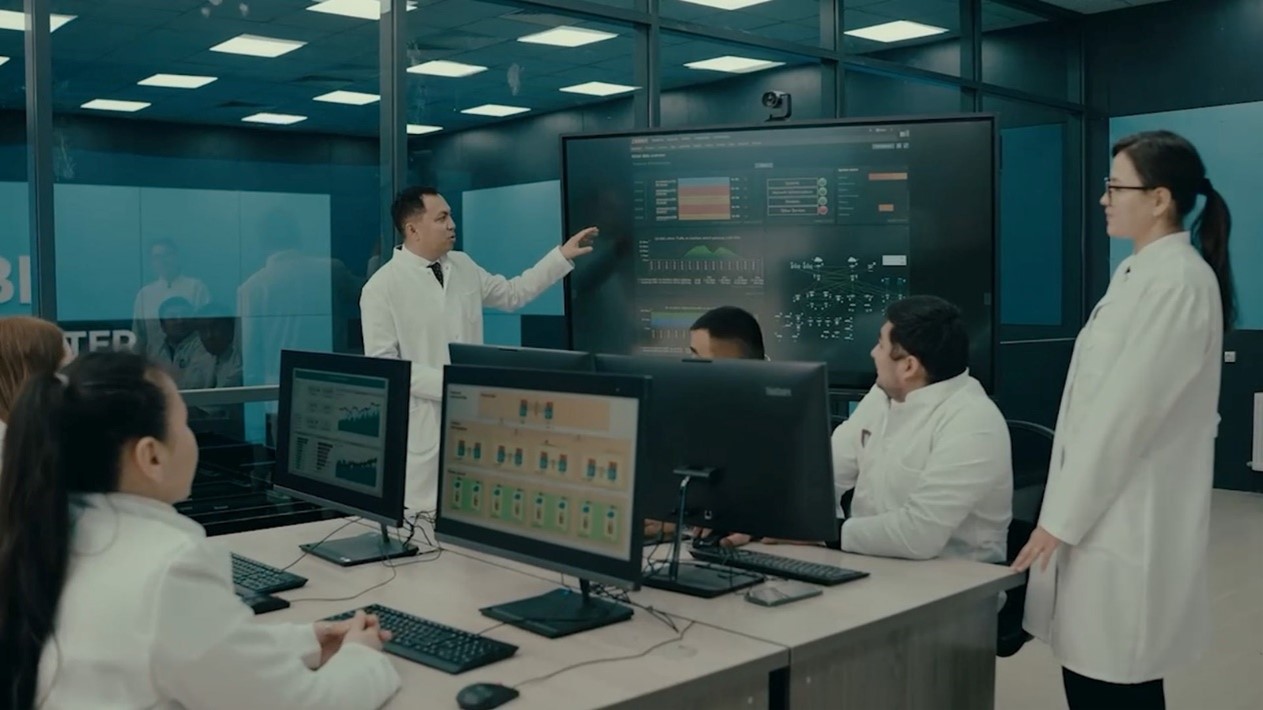 The supercomputer at KazNU accelerates research work At the "Integration of Science, Business, and Production" forum, organized by Al-Farabi Kazakh National University in collaboration with the Almaty City Akimat, the supercomputer cluster attracted special attention