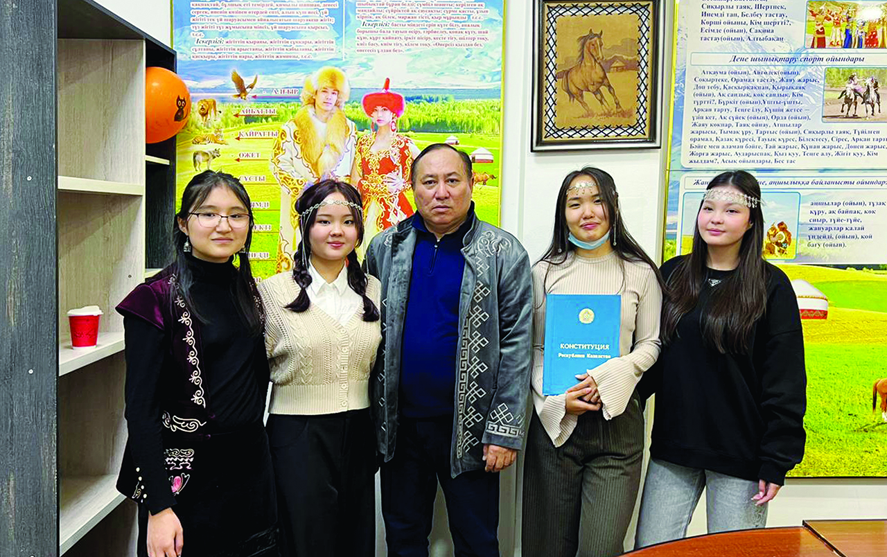 A week that glorified the national costume