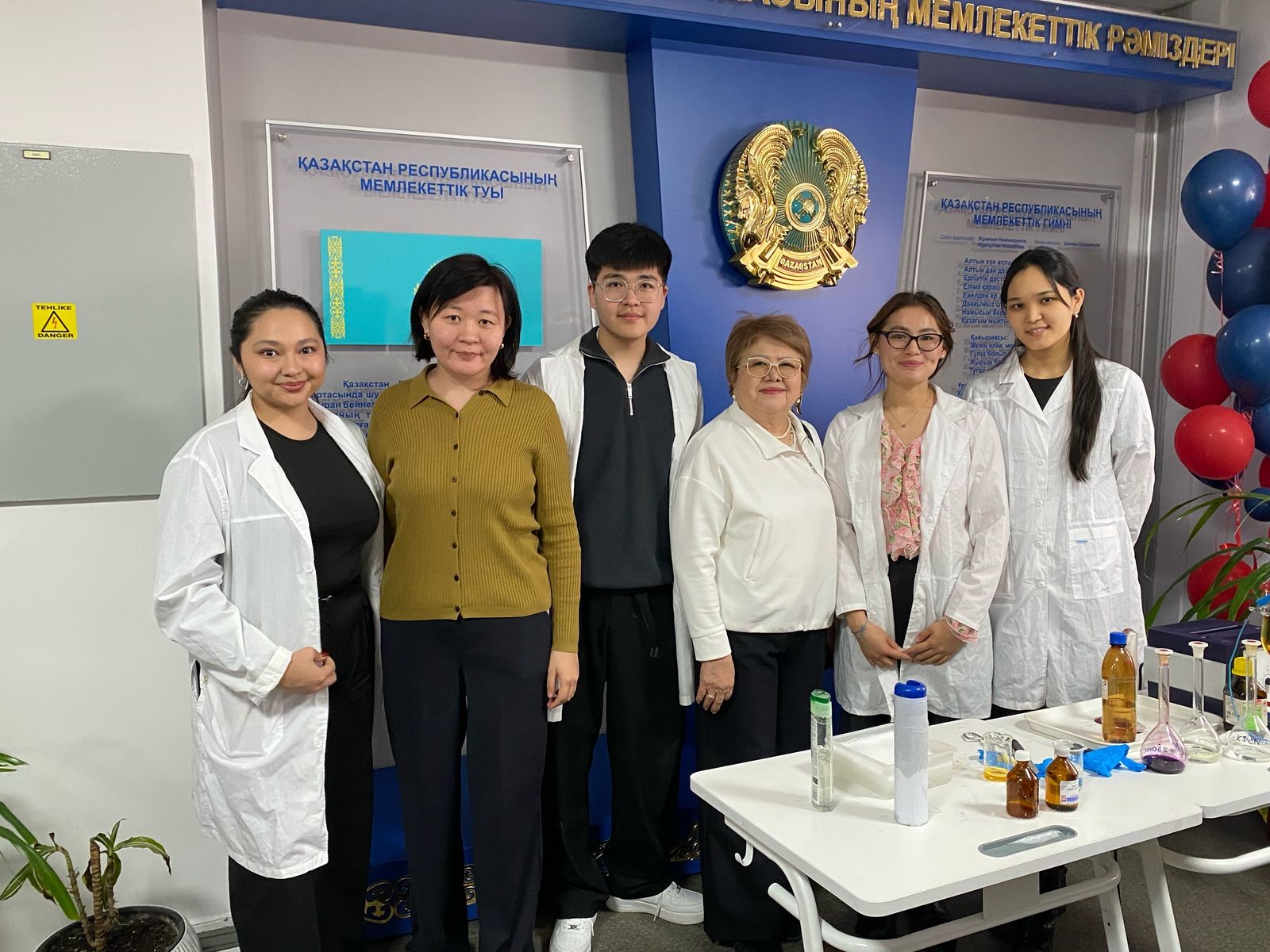 Organized a meeting with students of the Republican School of Physics and Mathematics in Almaty.
