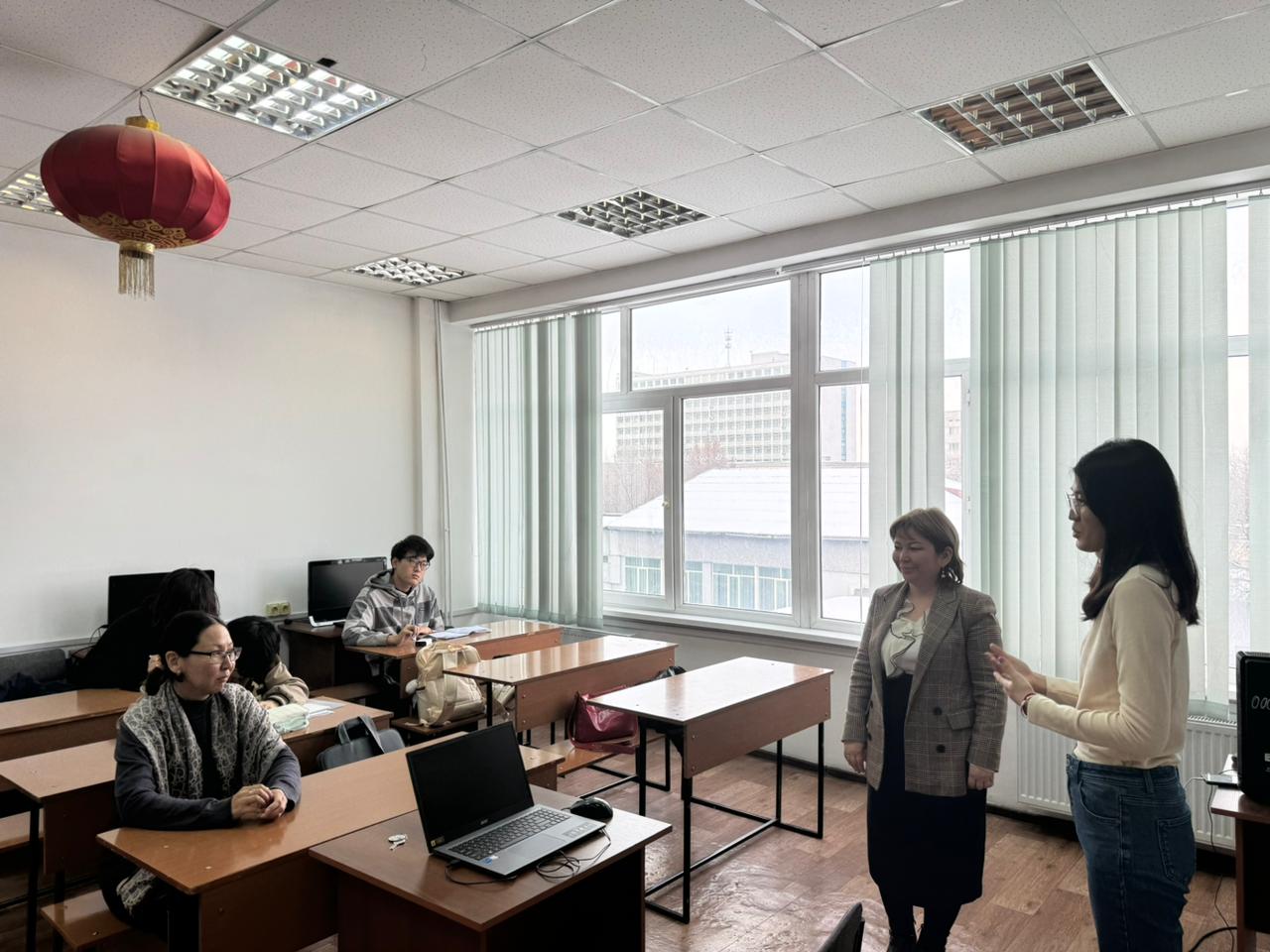 Қытай тілін оқытудағы халықаралық тәжірибе алмасу: тәжірибе, әдістеме және «Бір белдеу, бір жол» бастамасы аясындағы перспективалар