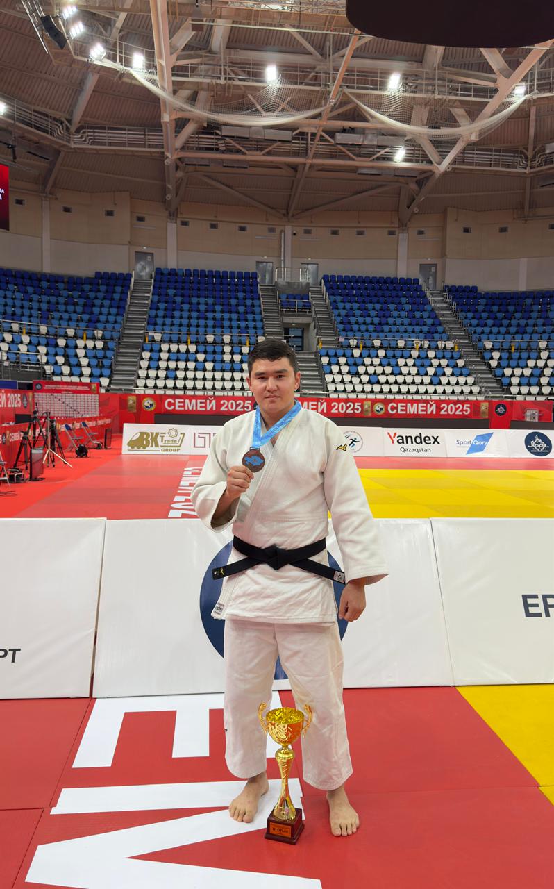 Alikhan Azamat took 3rd place at the Judo Championship of the Republic of Kazakhstan
