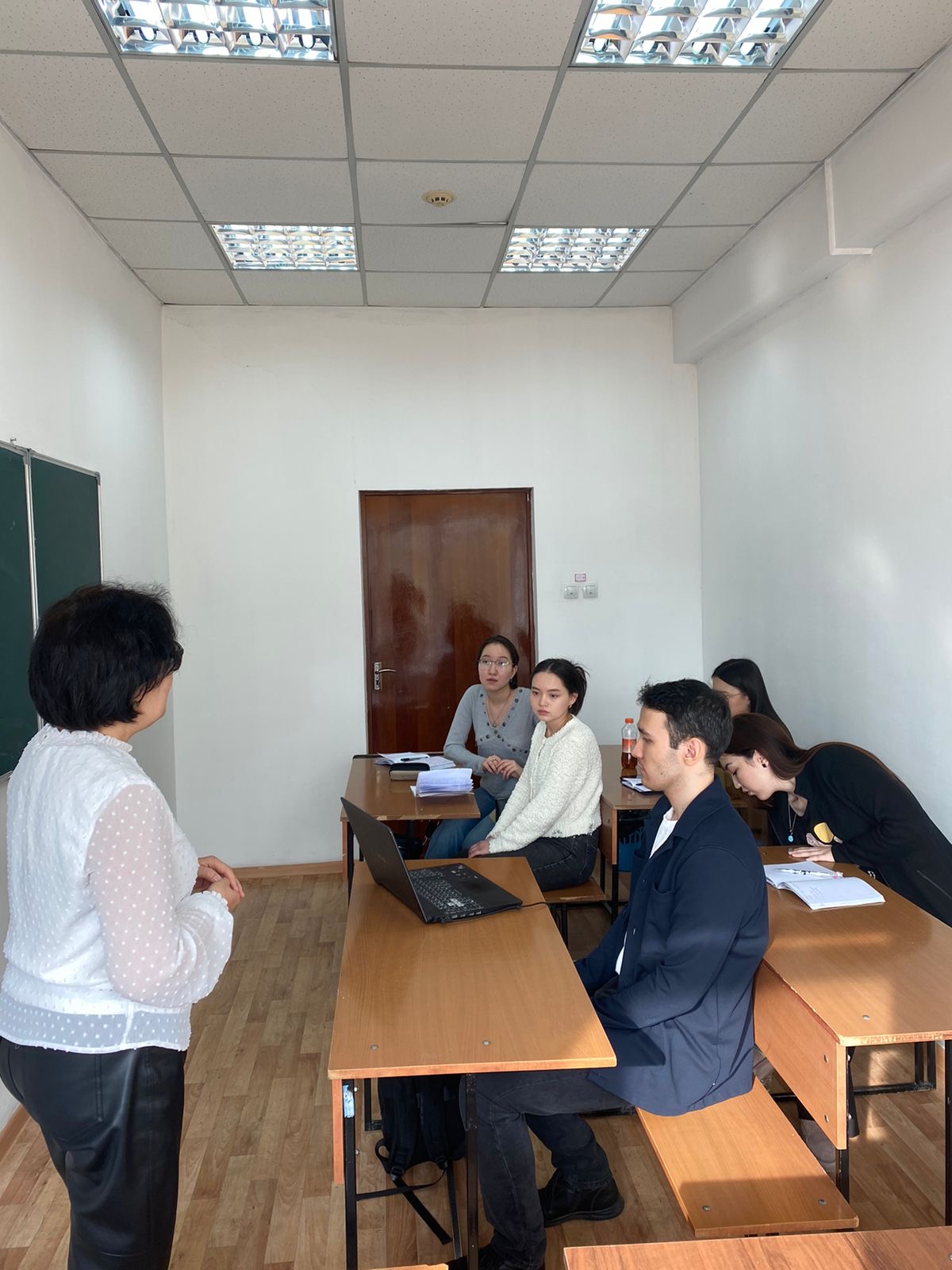 Встреча директора по стратегическим проектам ТОО» Cloud Services Kazakhstan " с магистрантами факультета
