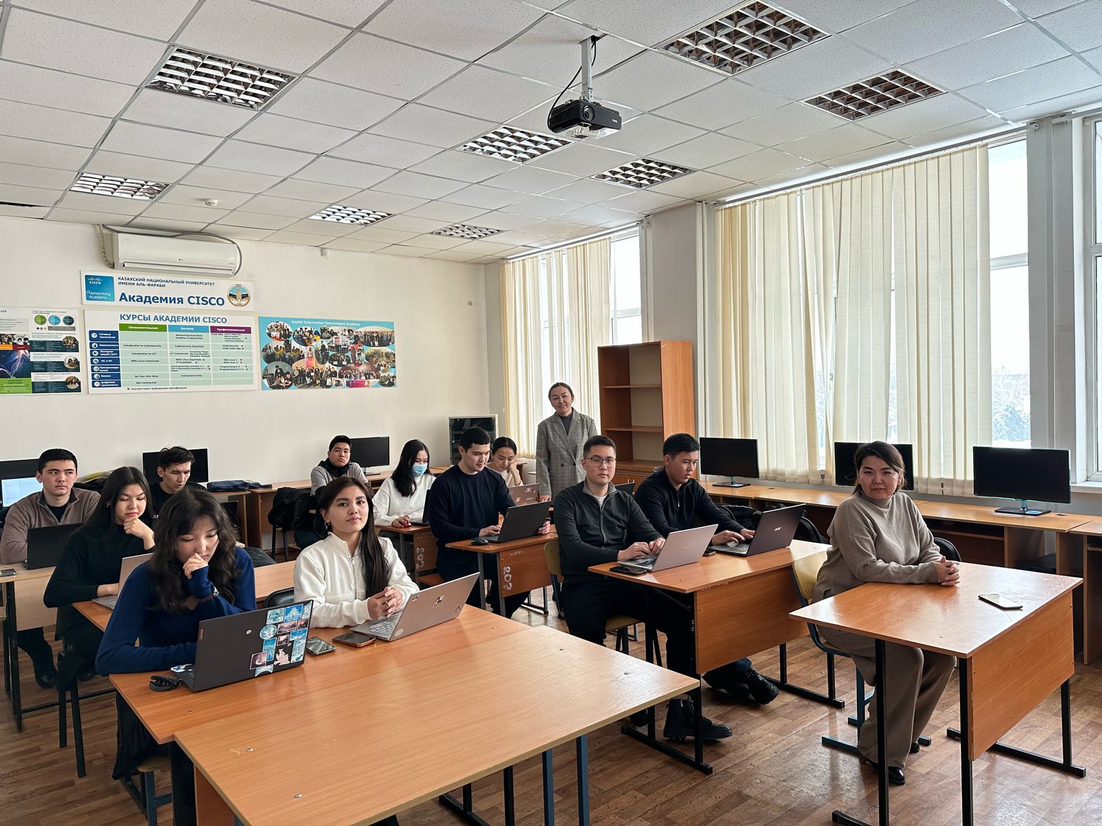 ТДМ 12: Жауапты тұтыну