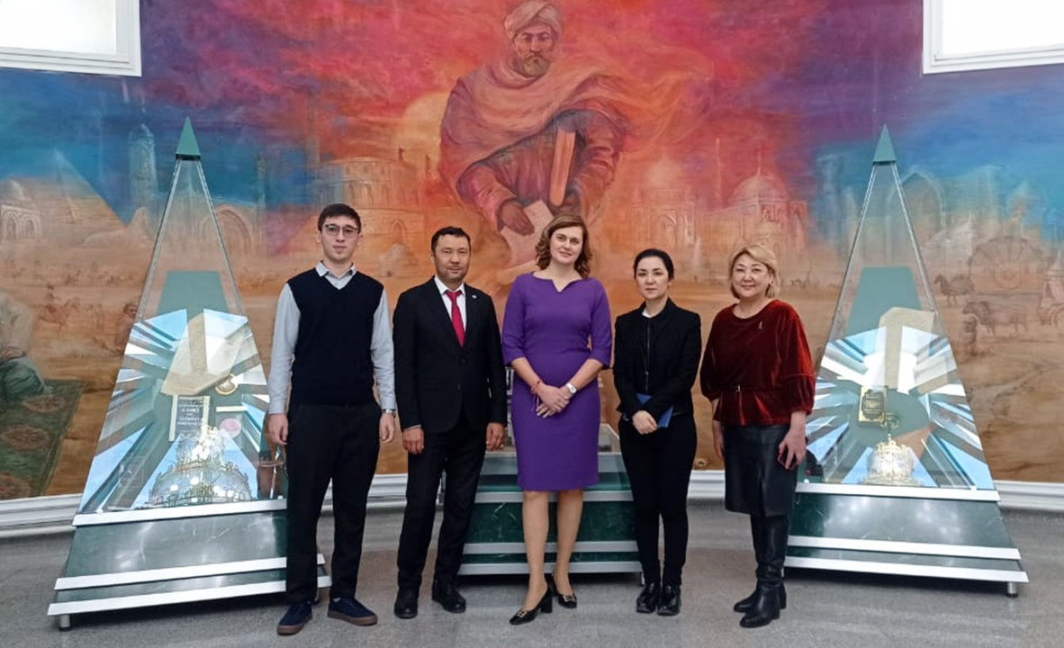 Karina Angelina, Executive Director of the International Science and Technology Center, visited the museum