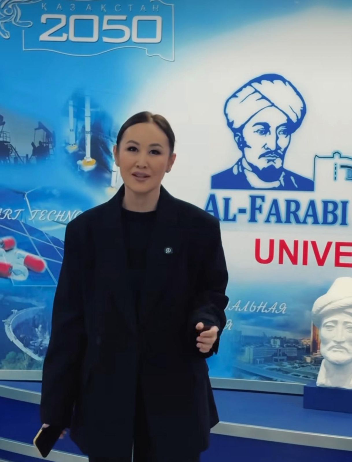Gulnur Orazymbetova visited the historical museum of KazNU