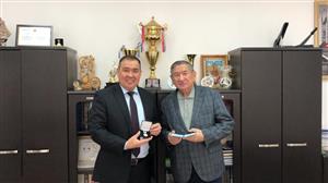 НАГРАЖДЕНИЕ ЗА ВКЛАД В РАЗВИТИЕ УНИВЕРСИТЕТА