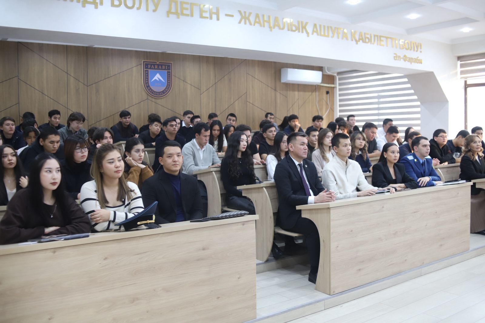 Студентам представили показательный судебный процесс