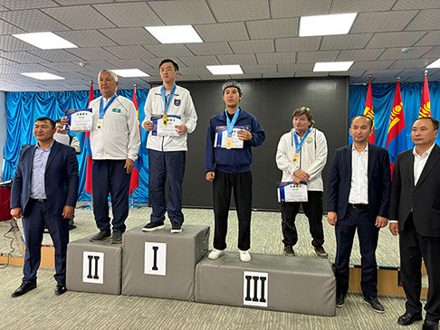 СТУДЕНТ КАЗНУ СТАЛ ЧЕМПИОНОМ МИРА ПО ТОГЫЗКУМАЛАК