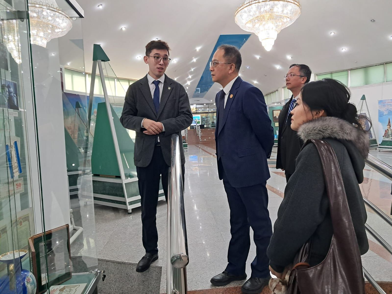 Visit of Xi’an Jiaotong University Delegation to KazNU for the Launch of the Publishing Center “China – Central Asia”
