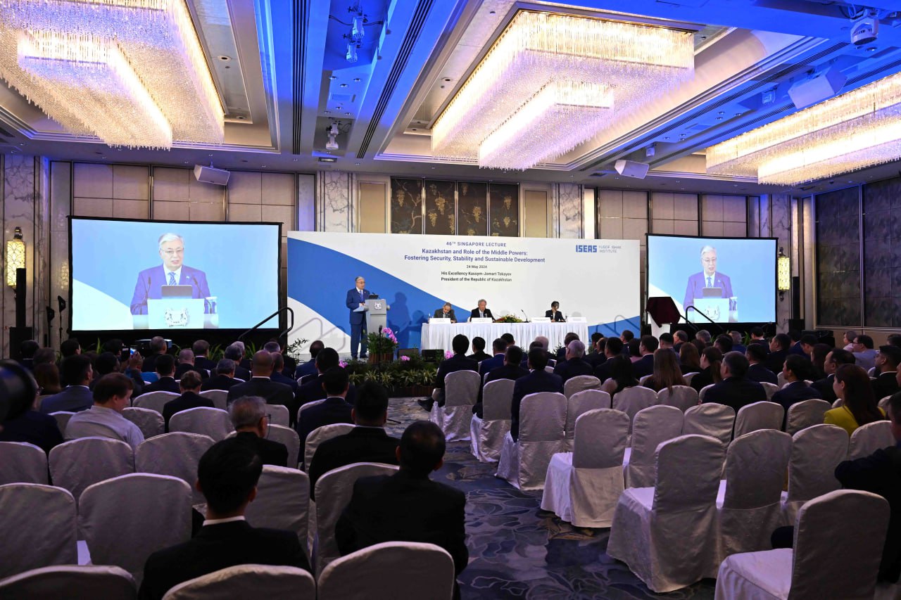 Rector attended a lecture by President Kasym-Jomart Tokayev in Singapore