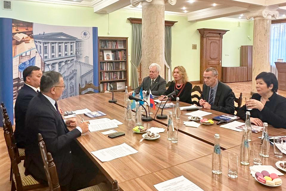 КазНУ и РГГУ развивают новые направления партнерства