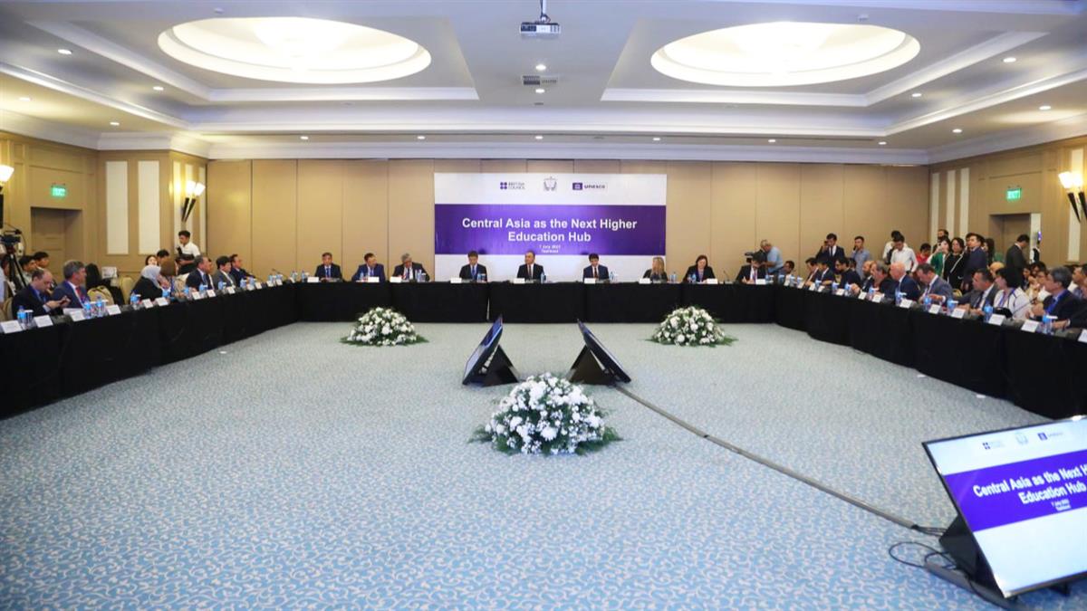 ҚазҰУ ректоры Орталық Азия білім форумына қатысты