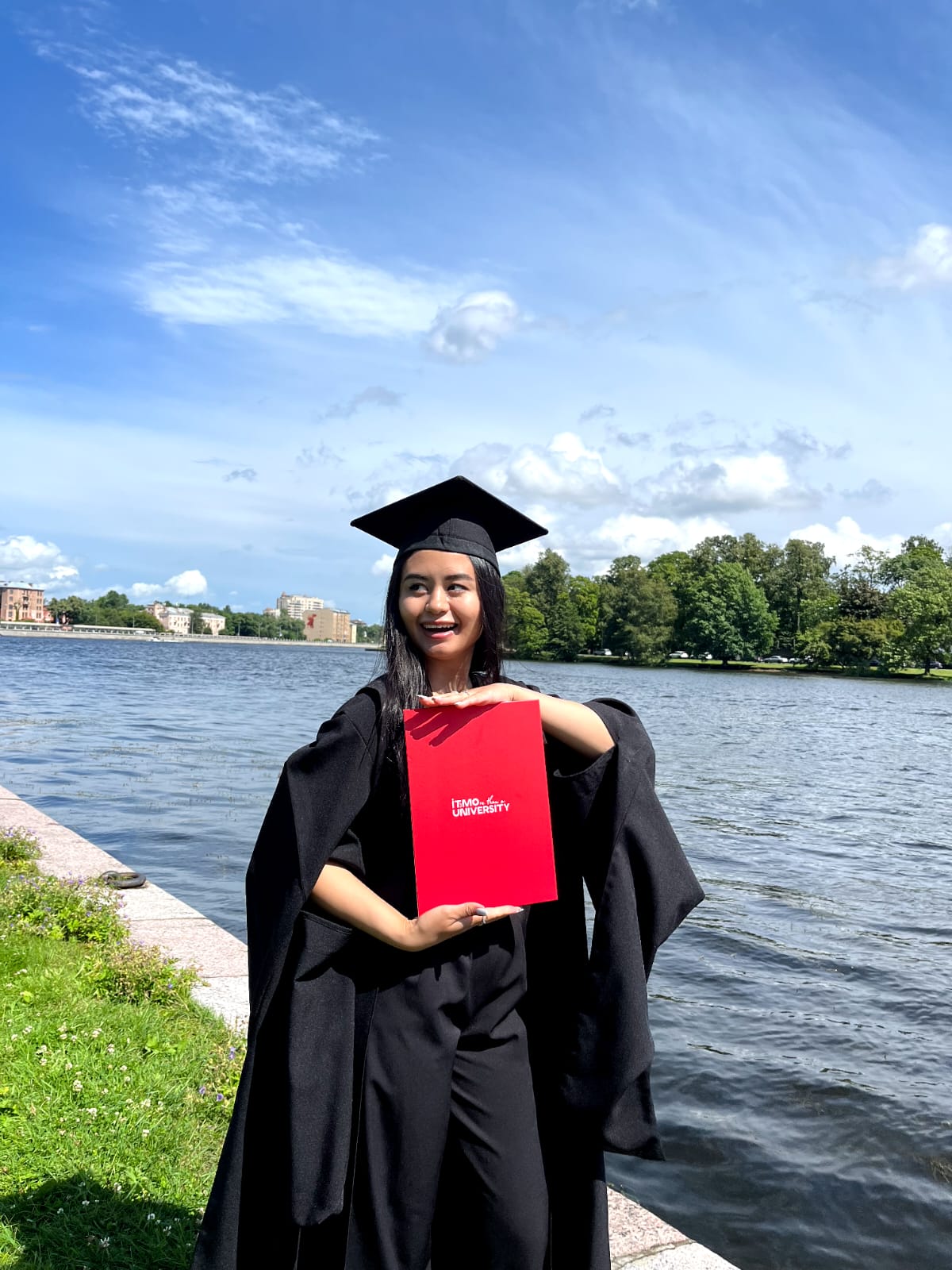 Diana is a 2024 graduate of the dual-degree program in "Standardization and Certification," jointly offered by KazNU and ITMO University.
