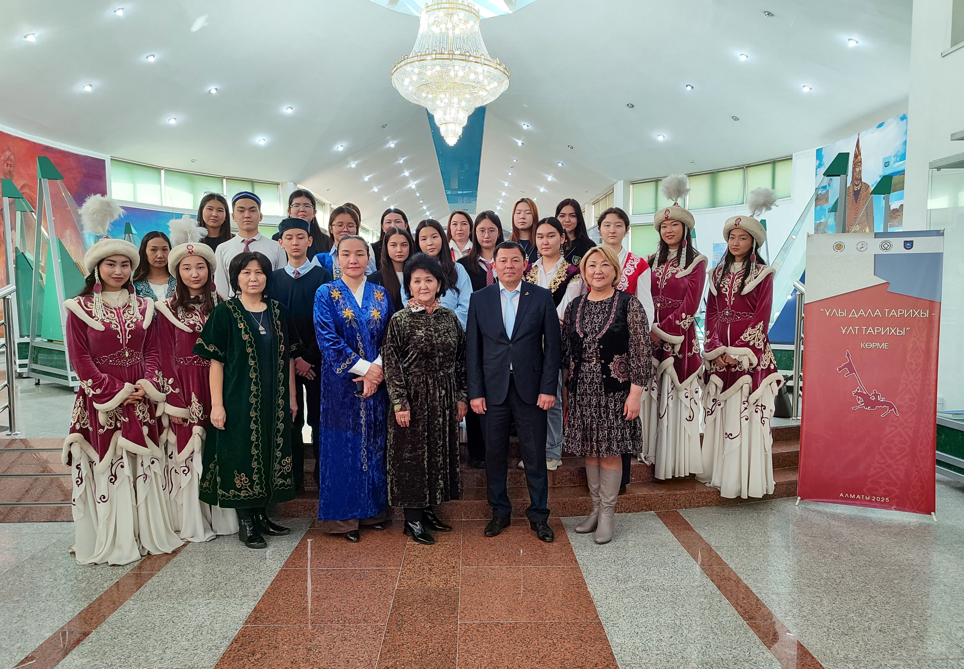 A traveling exhibition "Uly dala Tarikhy - ult Tarikhy" has been opened in the museum of al-Farabi Kazakh National University