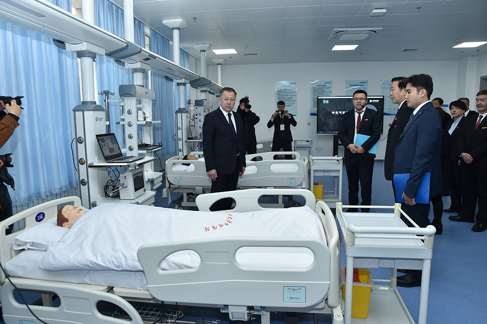 KazNU scientists met with specialists of Xinjiang Medical University