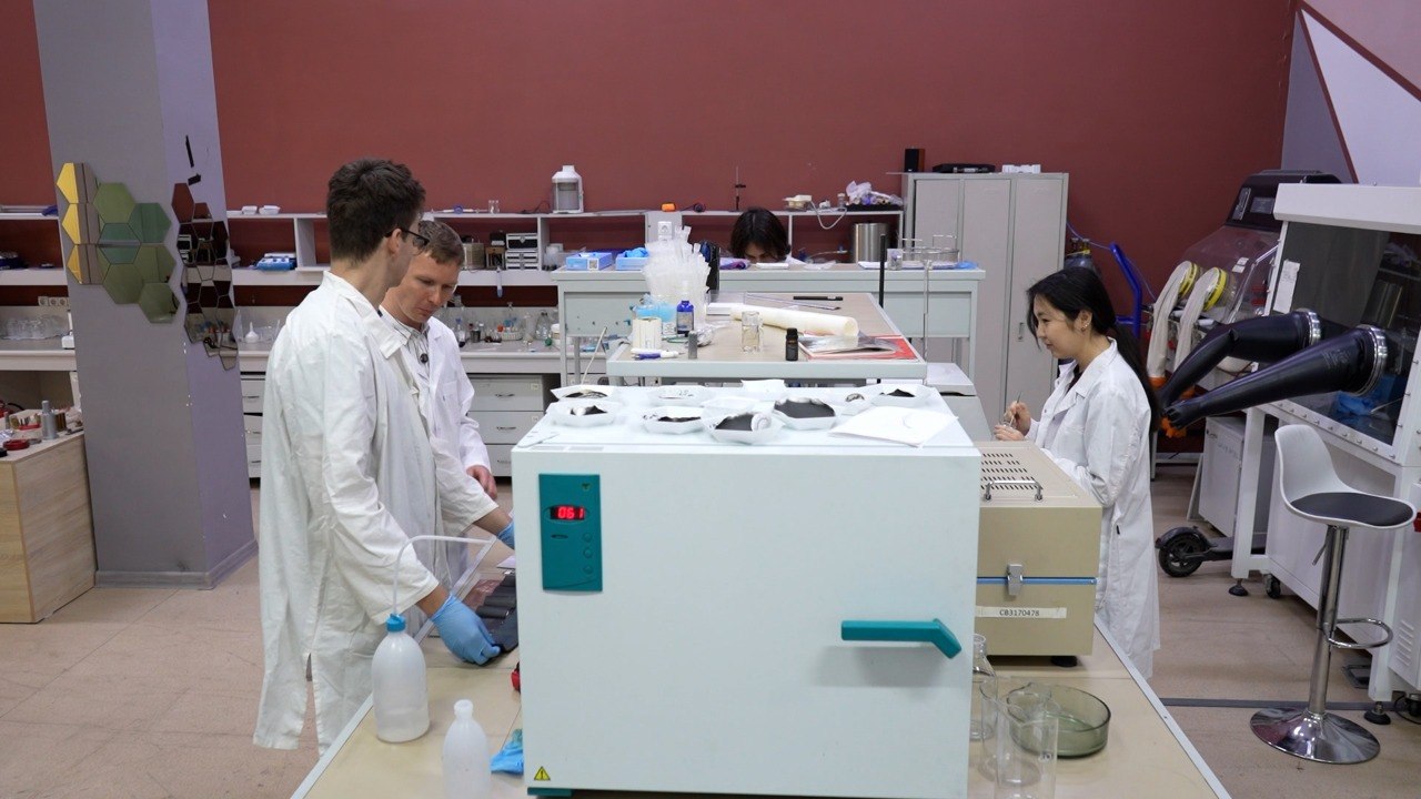 KazNU scientists are implementing a project to recycle lithium-ion batteries