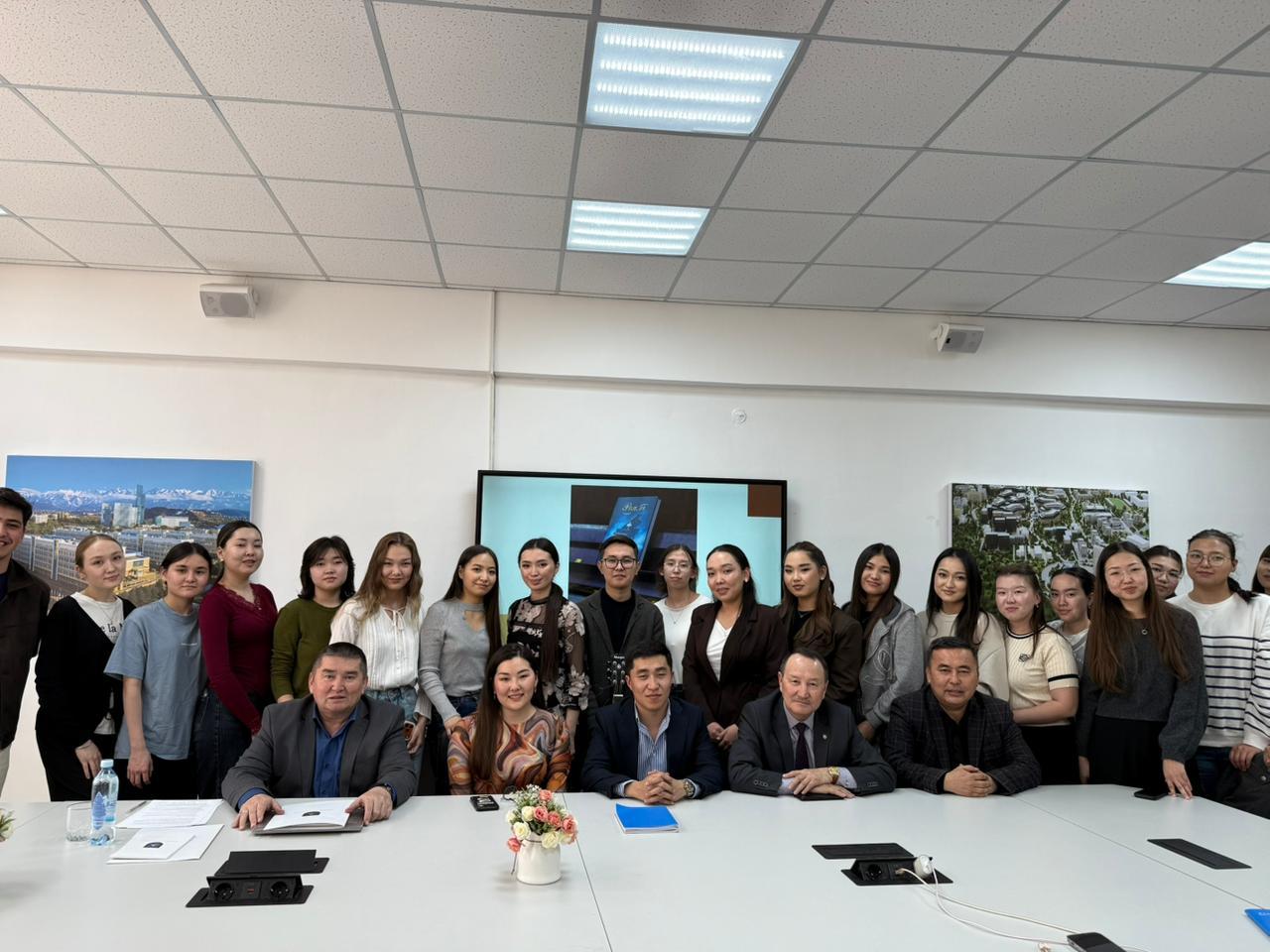 Literary meeting  with Muhammed -Kanapiya Sharkhanuly, a writer, screenwriter, and member of the Writers’ Union of the Republic of Kazakhstan