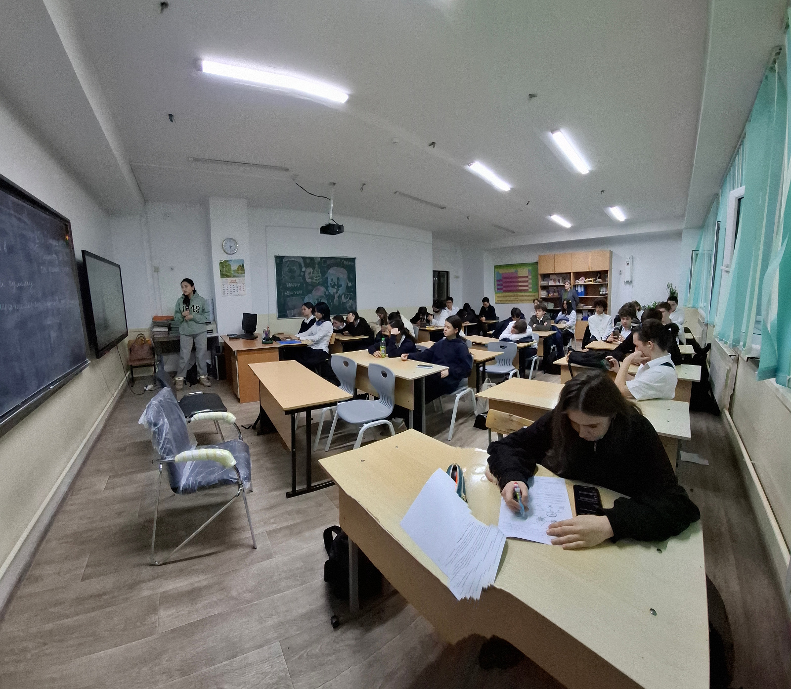 Стерилизация животных как гуманная мера: семинар в лицее №134 Алматы в рамках ЦУР 17