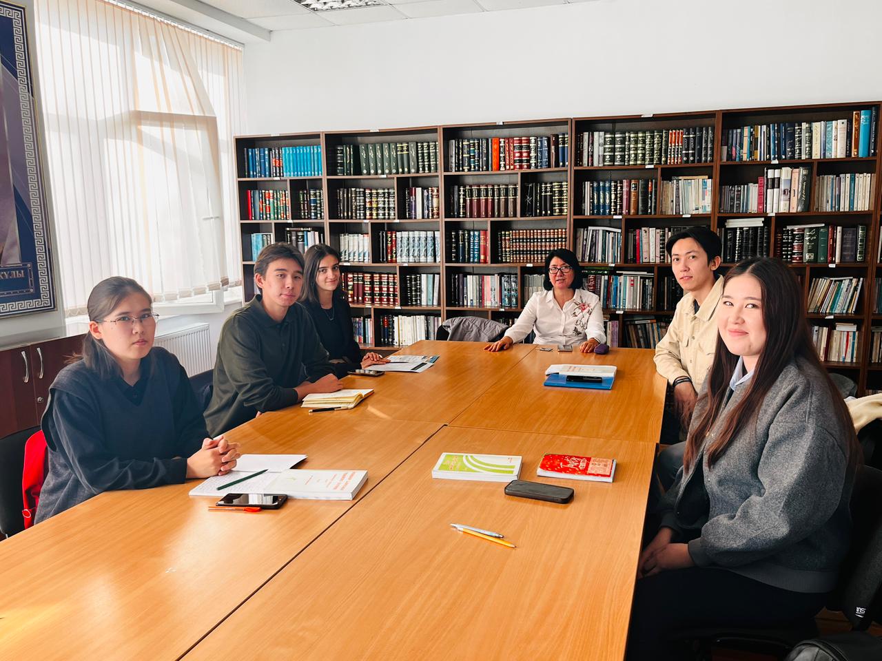 A curatorial session on "Time Management and Increasing Productivity" was held at the Department of Middle East and South Asia