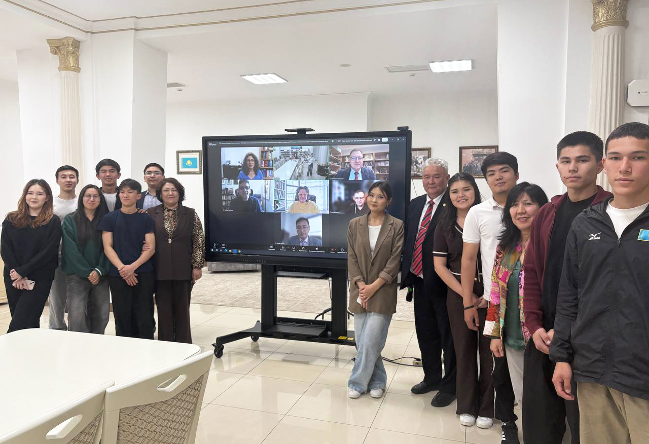 KazNU Foundation replenished with Seymour Becker book collection