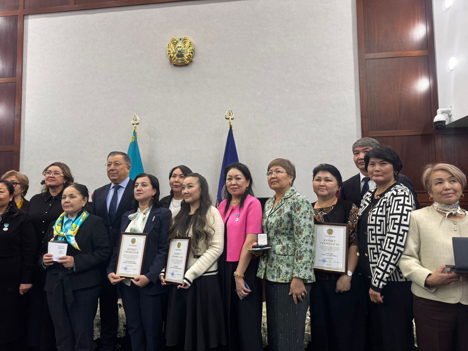 KazNU teachers and staff were awarded the state award