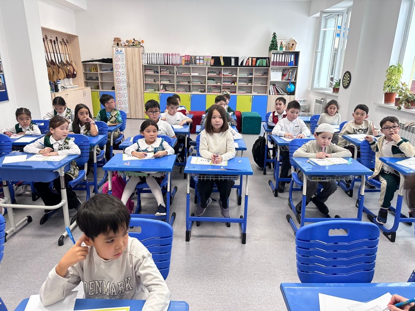 Mathematical Contest "Smart Kangaroo 2025": Developing Logical Thinking of Schoolchildren